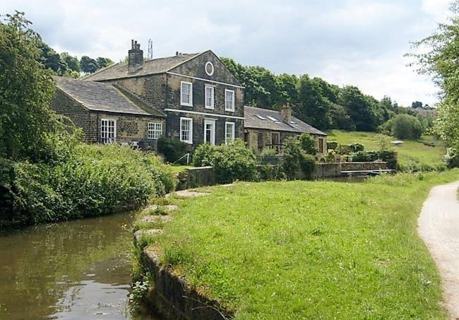 -Rc7H- For Your Relaxed & Cosy Free Parking Leeds  Bagian luar foto